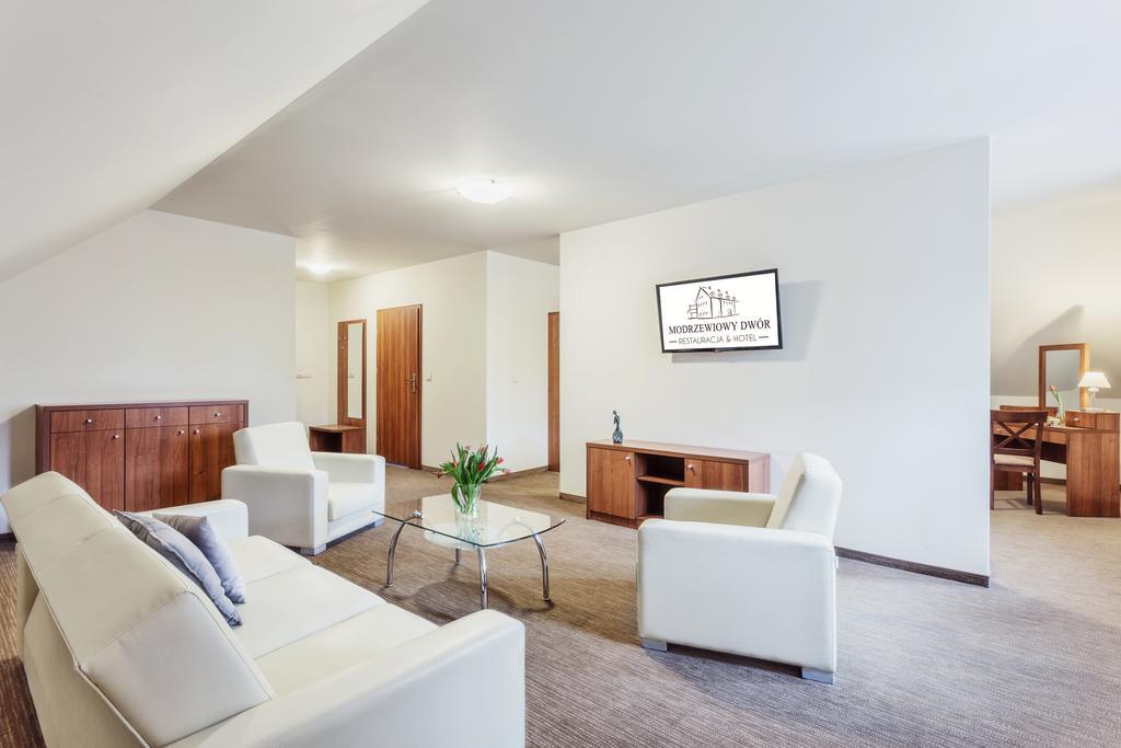Hotel Modrzewiowy Dwor Gliwice Luaran gambar